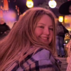 Meet your Posher, Abbie